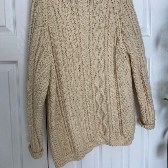 Hand knit wool Irish sweater - Picture 3 of 4